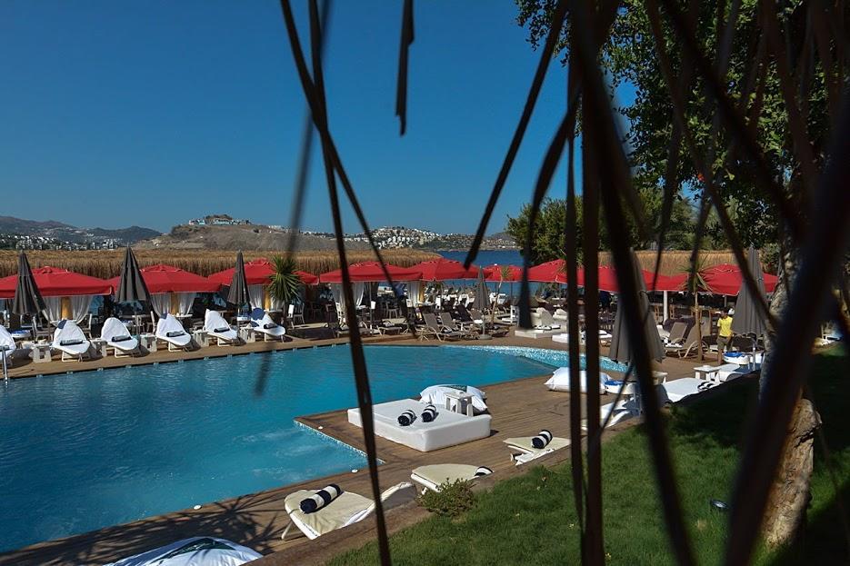 Moon Beach Otel Яликовак Экстерьер фото