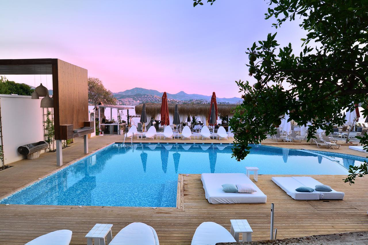 Moon Beach Otel Яликовак Экстерьер фото
